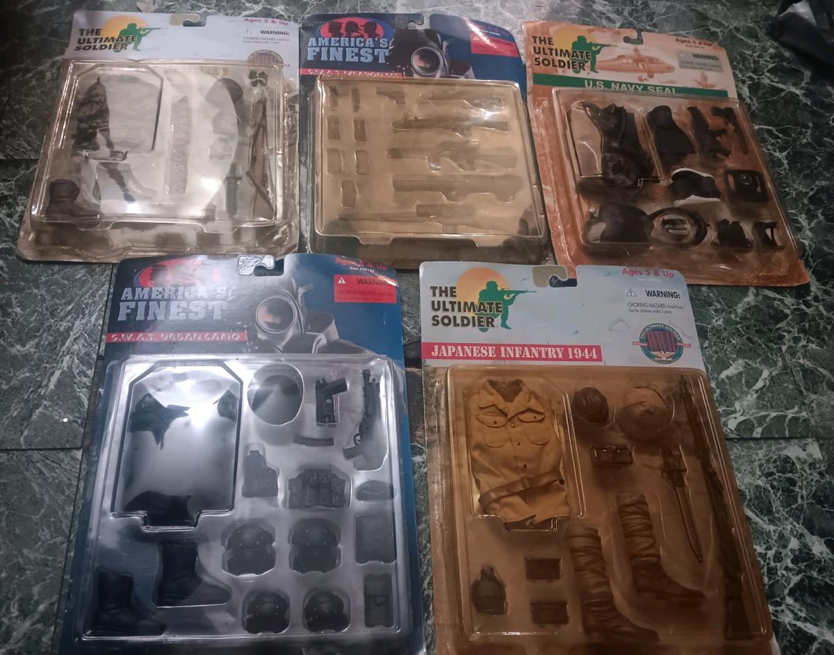 ULTIMATE SOLDIER ACTION FIGUREEN COMBAT GEAR - Bronx, New York - FleaMarketBay