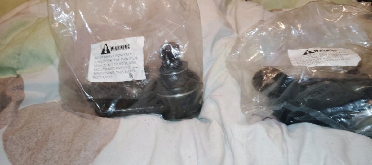 Lower Ball Joint for the Front x2 - Sanford, Florida - FleaMarketBay