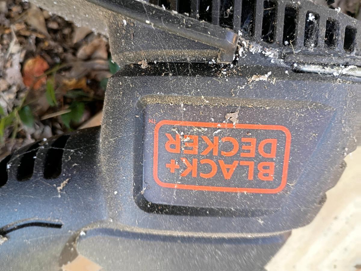 A Black and Decker Weed Eater - Swansea, South Carolina - FleaMarketBay