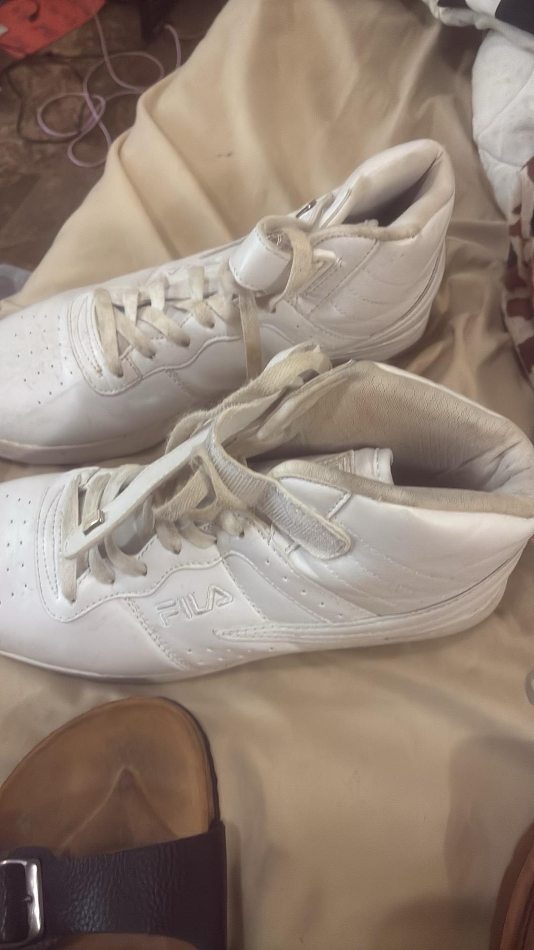 name brand shoes 911 - Kingsville, Missouri - FleaMarketBay