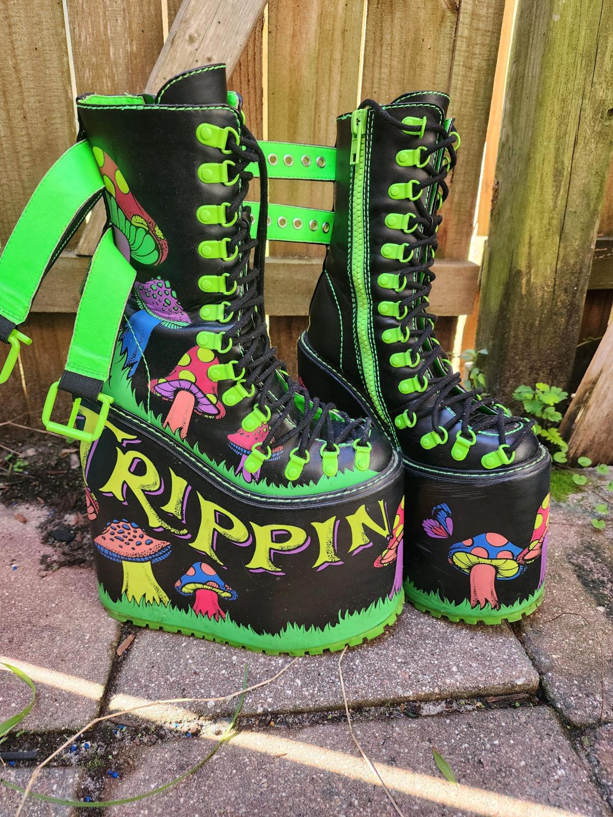current mood womens boots size 7 - Alachua, Florida - FleaMarketBay