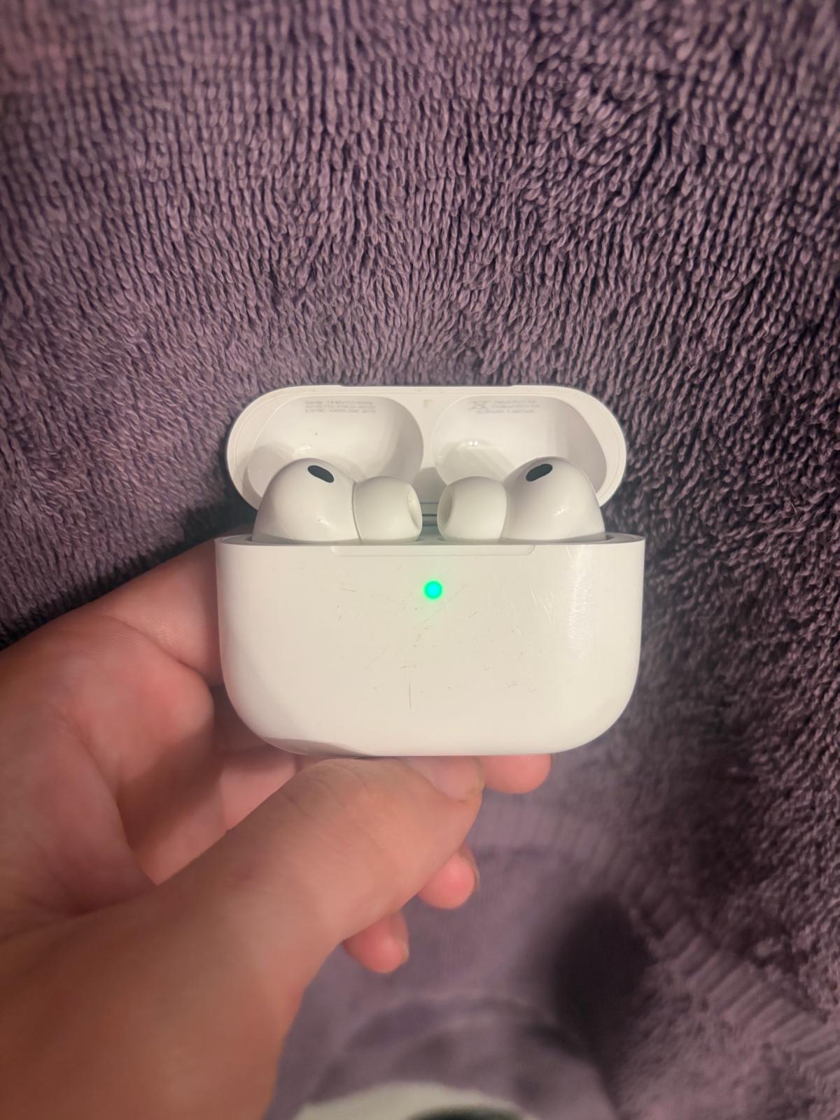 Gen 3 Wireless Headphones With ANC - Tampa, Florida - FleaMarketBay