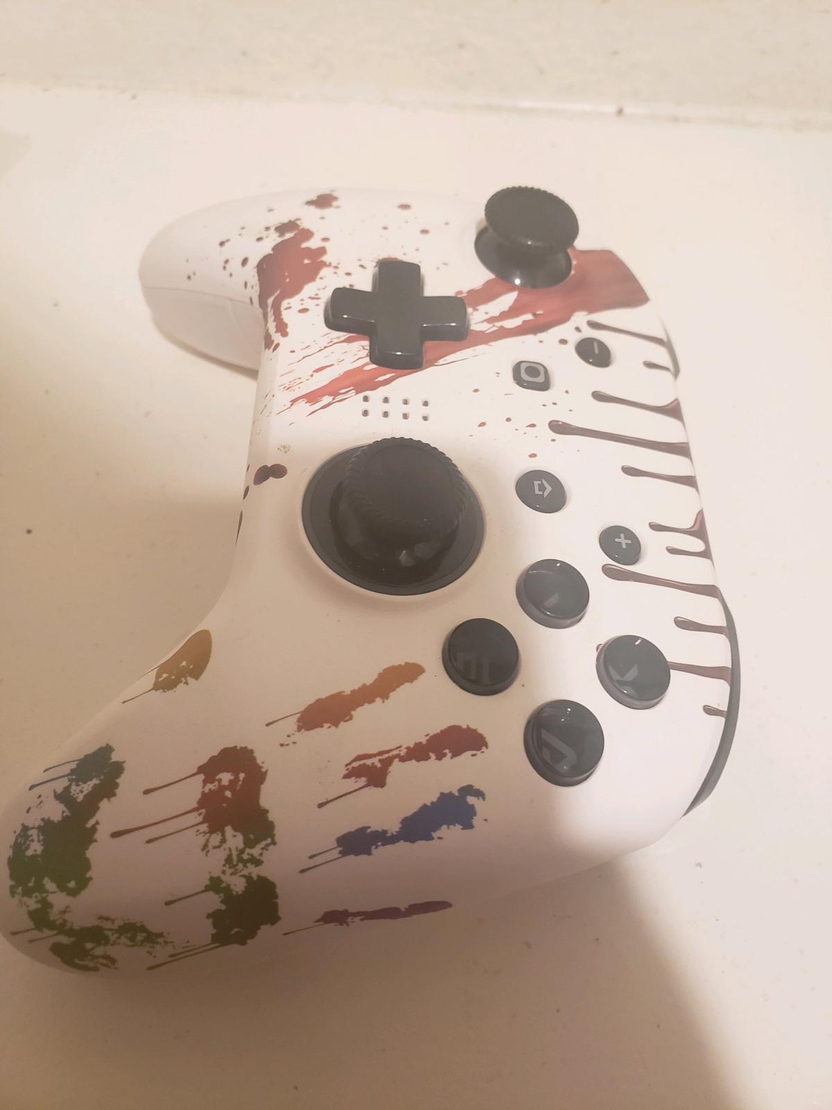 4108 Wireless  pro controller  Nintendo switch - Calimesa, California - FleaMarketBay