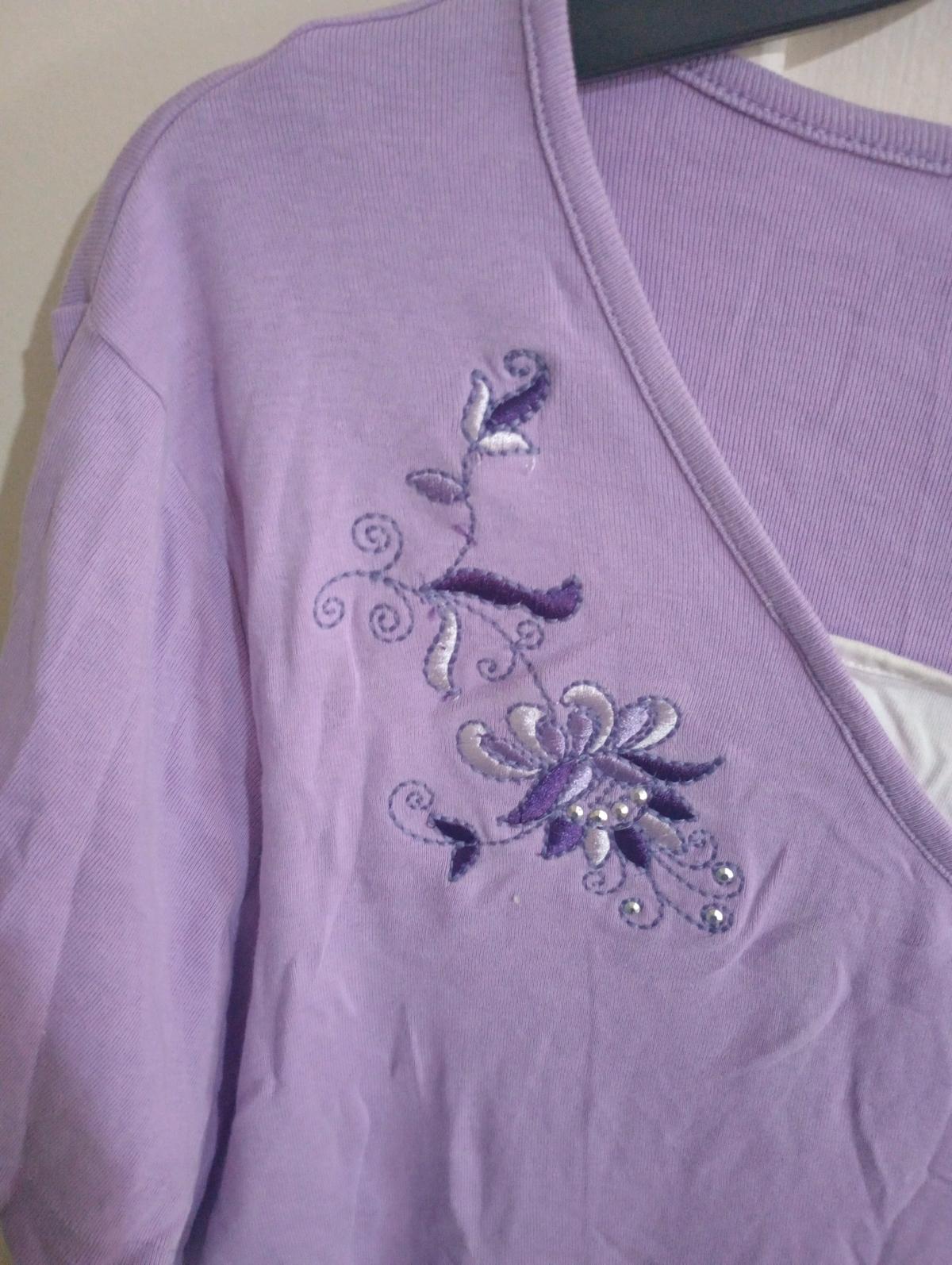 light purple blouse with flowers - Campbellsville, Kentucky - FleaMarketBay