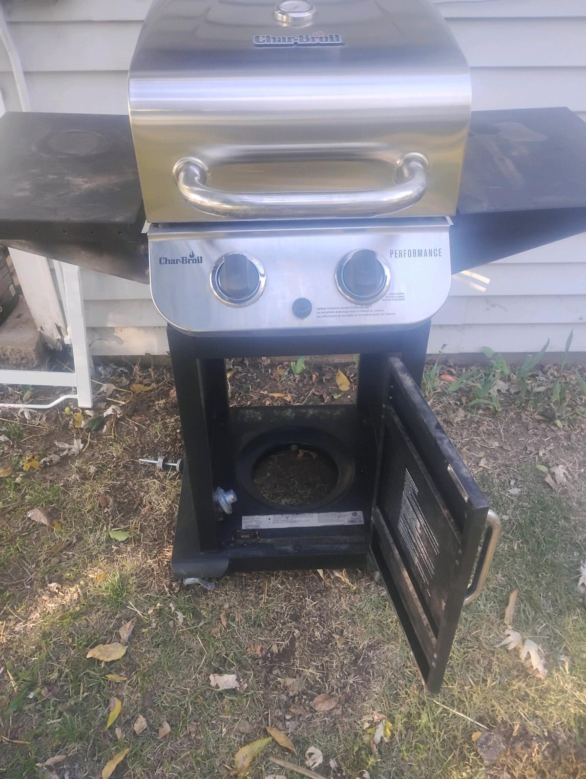 char broil 2 pilot burner grill - Eldon, Missouri - FleaMarketBay