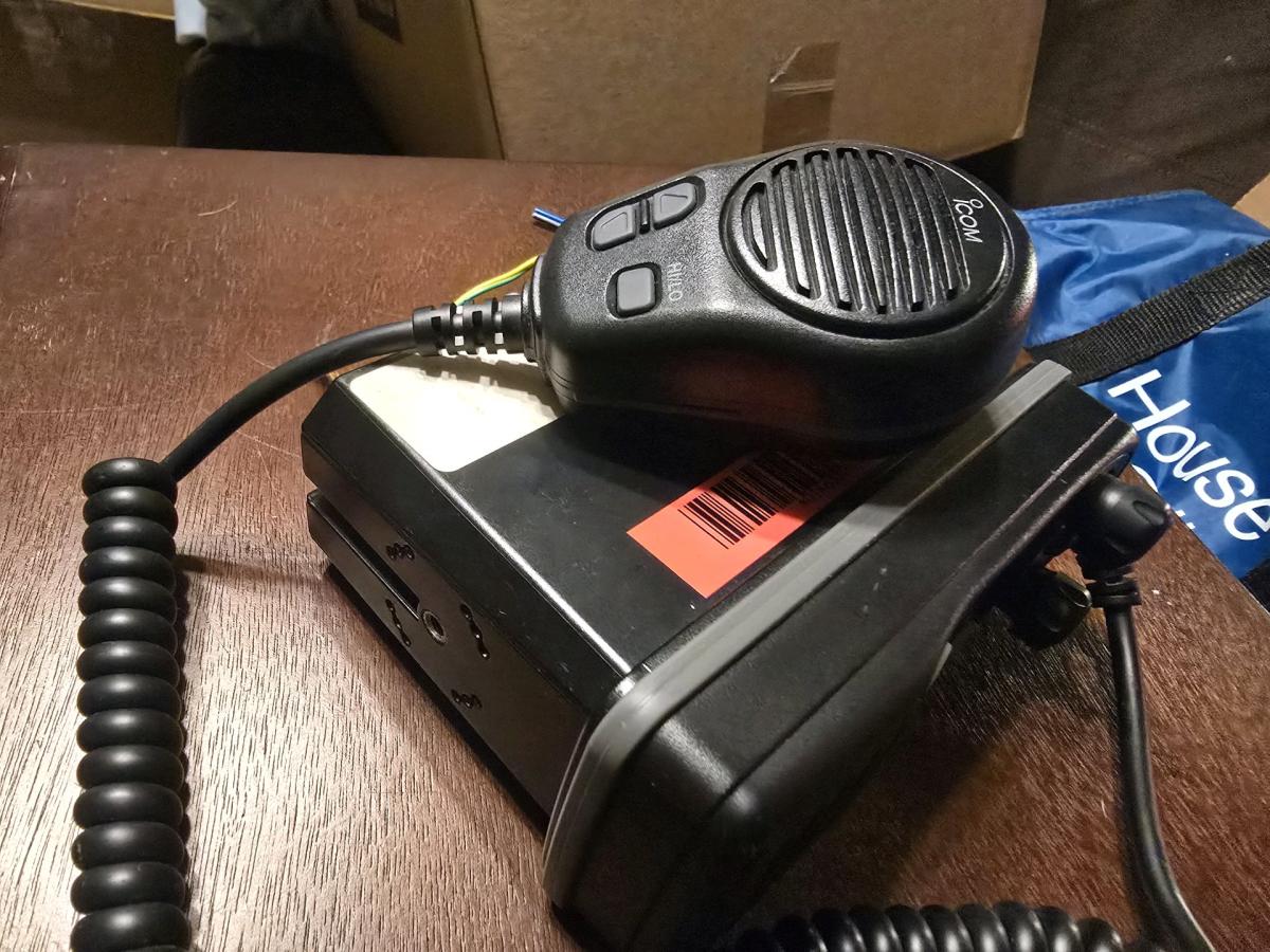 Icom ICM304 Marine VHF RadioTransceiver w HM164B Mic  Workin - Sulphur, Oklahoma - FleaMarketBay