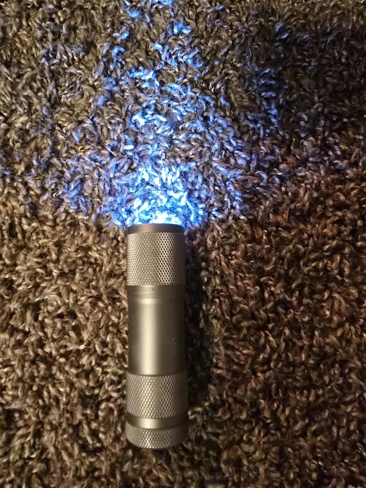 Bundle of 5 Flashlights  UV Blacklights  Working Condition - Sulphur, Oklahoma - FleaMarketBay