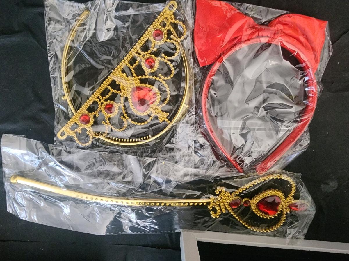Snow Whiteinspired childrens costume dess Zize 7 to 10 - Ozone Park, New York - FleaMarketBay