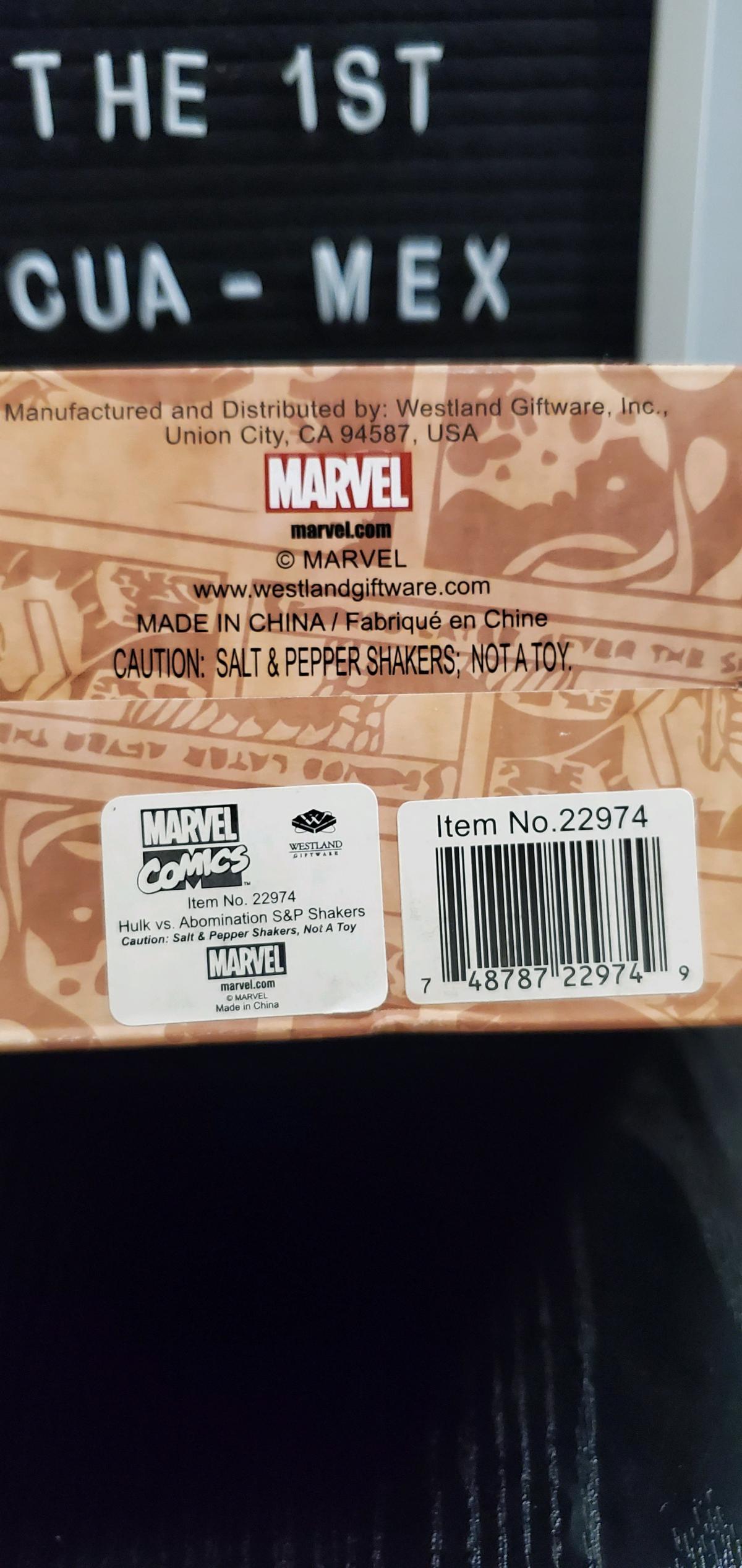 Marvel Hulk vs Abomination Magnetic Salt and Pepper Shakers - Ozone Park, New York - FleaMarketBay