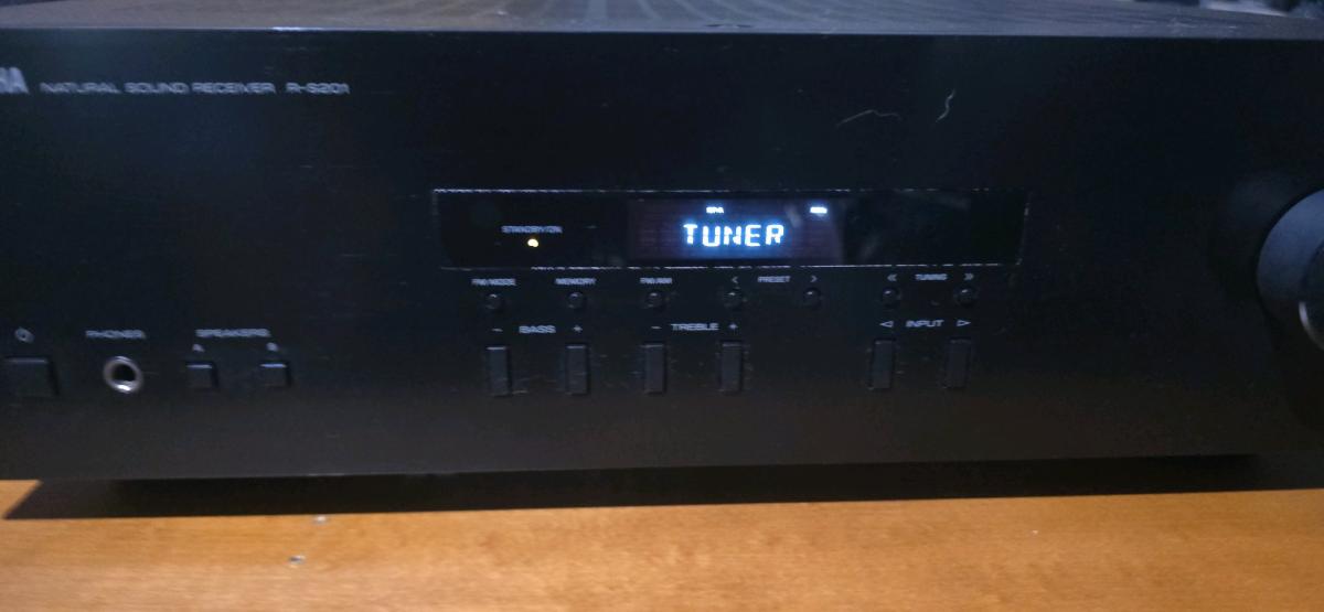 Yamaha RS201 Natural Sound Receiver - Quinton, New Jersey - FleaMarketBay
