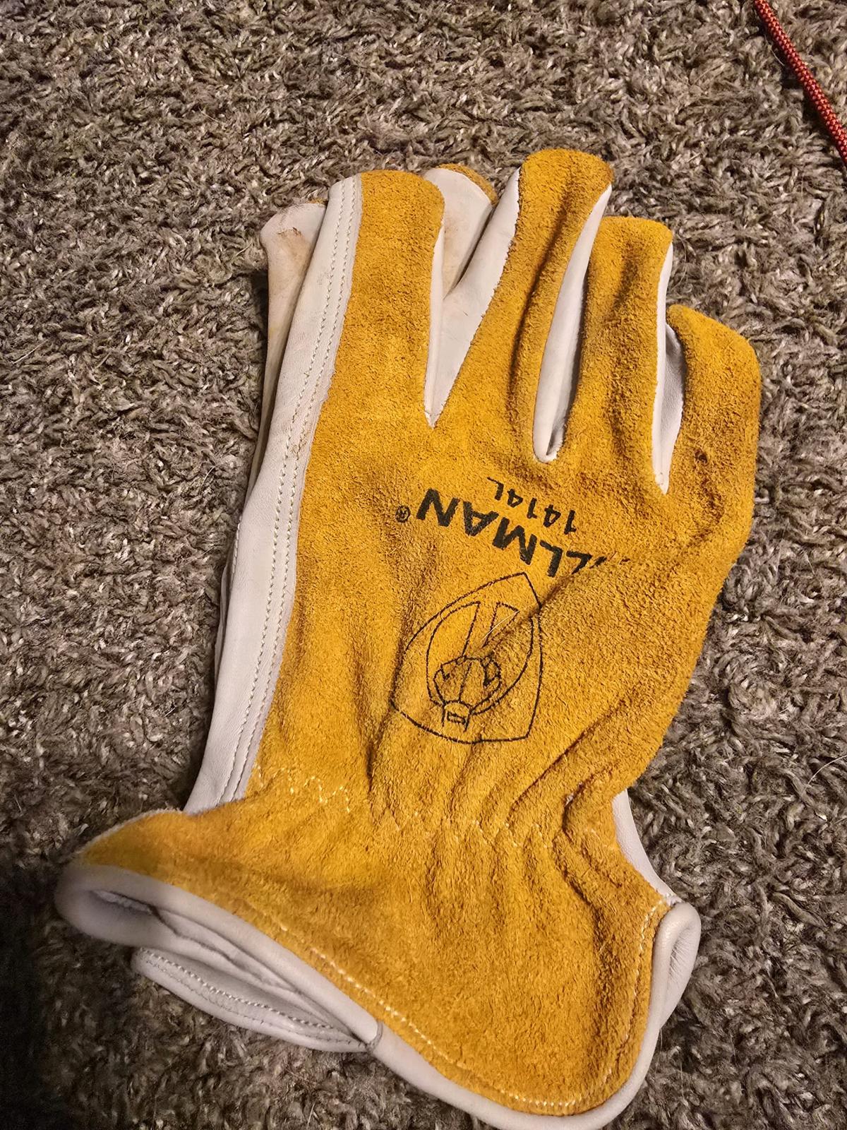 12 Pairs Assorted Work Gloves Bundle HyFlex MaxiFlex Leather - Sulphur, Oklahoma - FleaMarketBay