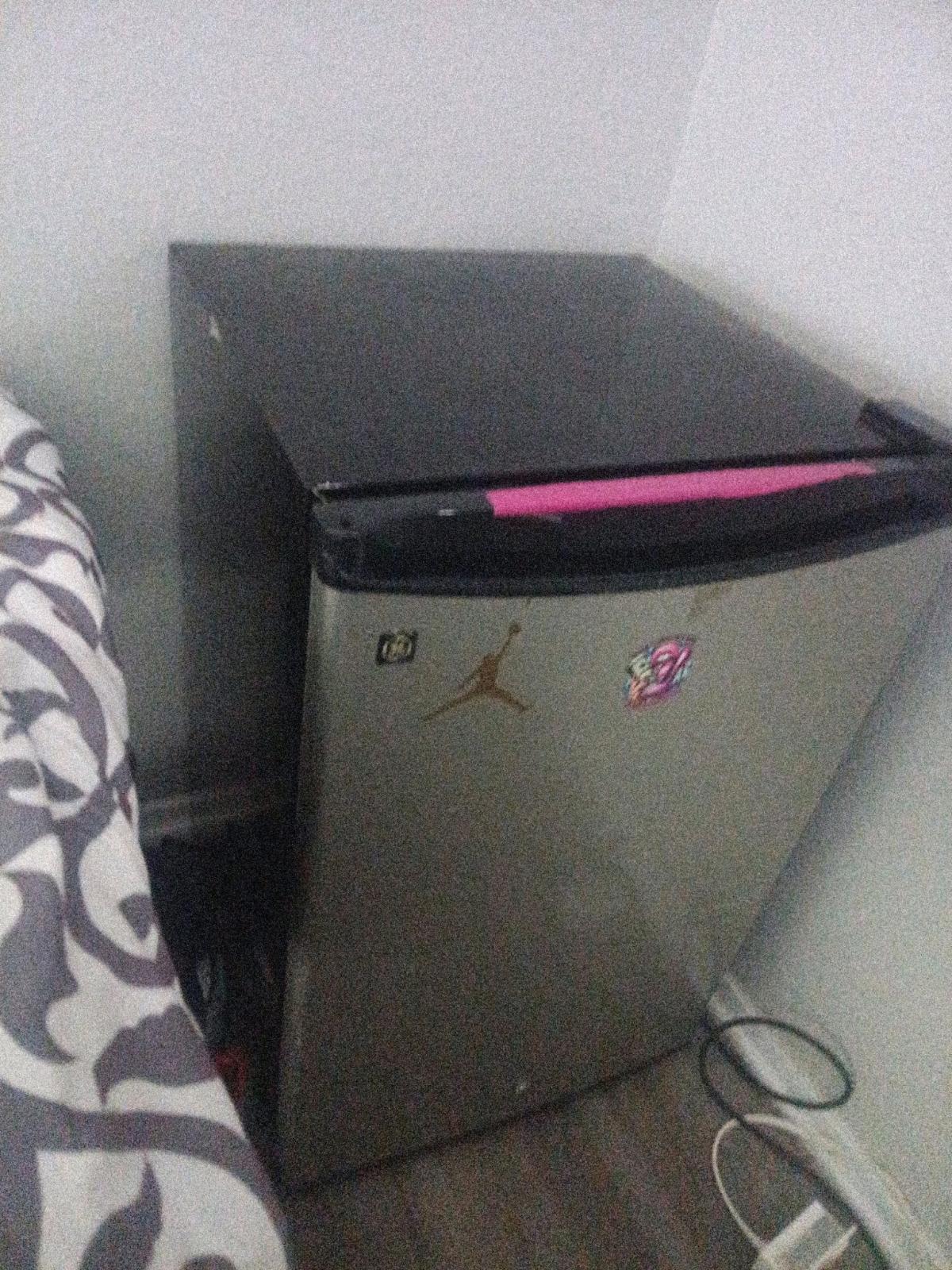 mini refrigerator - San Antonio, Texas - FleaMarketBay