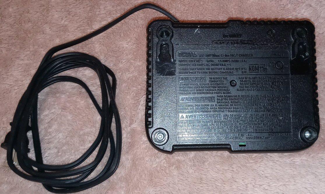 Used DeWalt DCB115 Rapid Charger - Melbourne, Florida - FleaMarketBay
