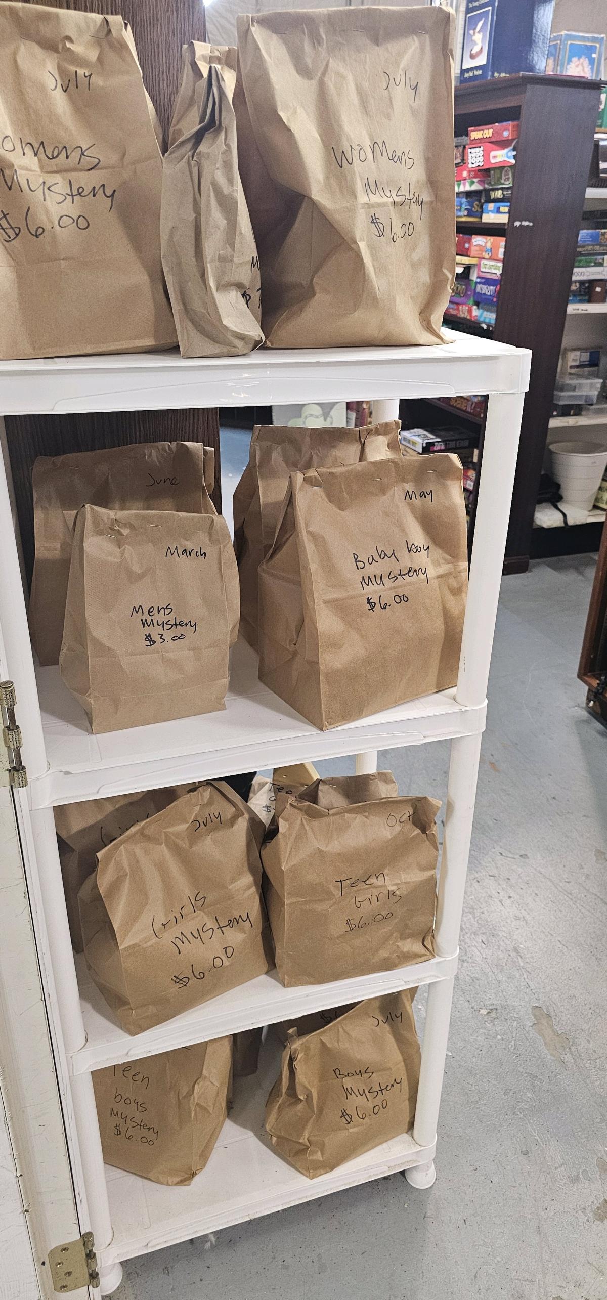 mystery bags - Lapeer, Michigan - FleaMarketBay