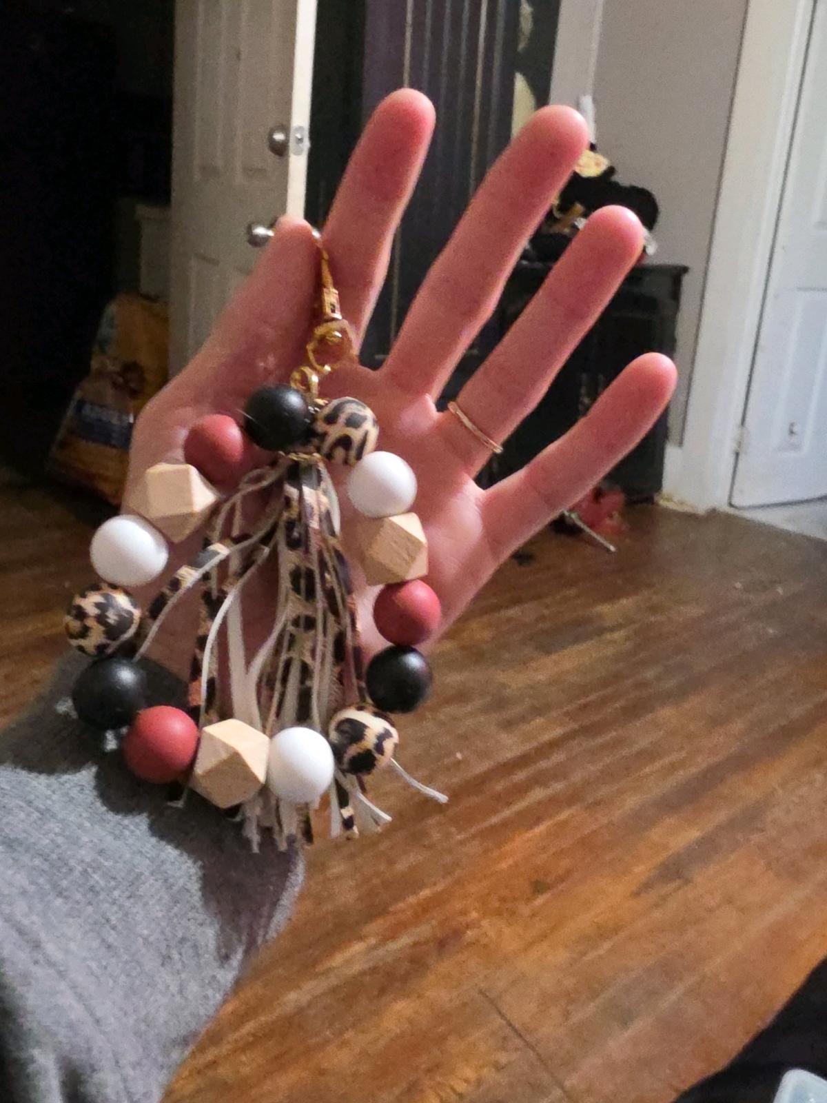 wristlet key chains for anything you want to clip on to - Commerce, Texas - FleaMarketBay