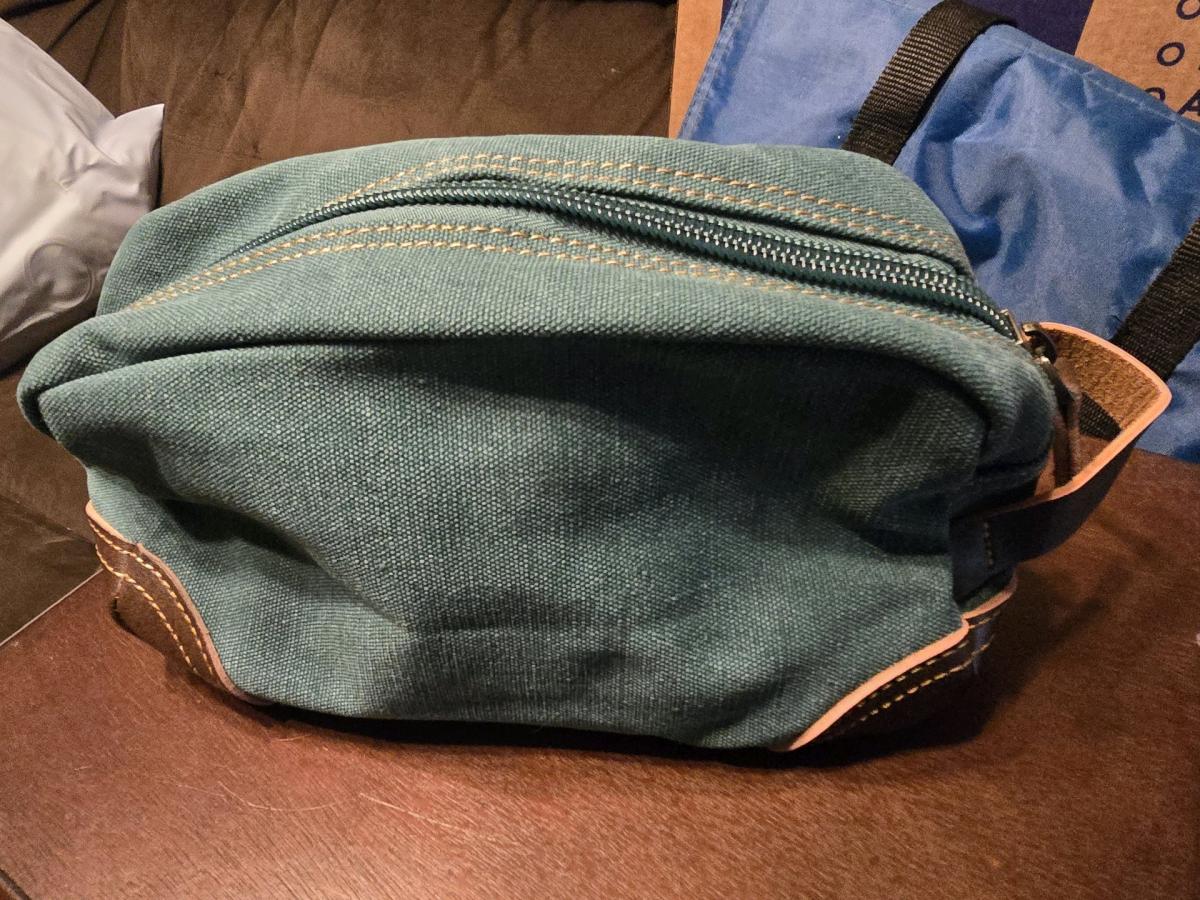 20 Bundle Emissary Canvas Toiletry Bag  LED Flashlight  TRex - Sulphur, Oklahoma - FleaMarketBay
