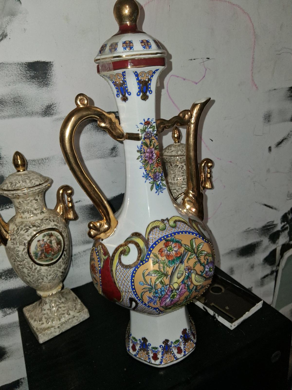 Crystal  and old stained glass lamp shades - Abington, Pennsylvania - FleaMarketBay
