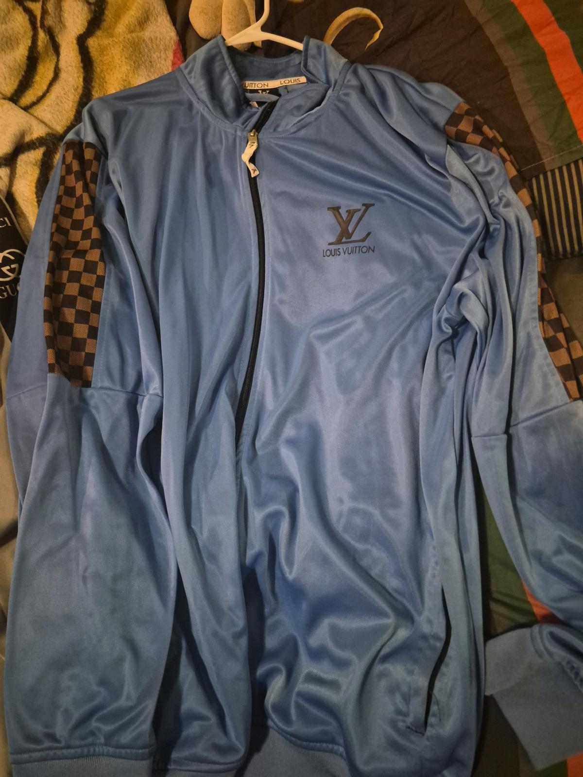 jogging set - Norfolk, Virginia - FleaMarketBay