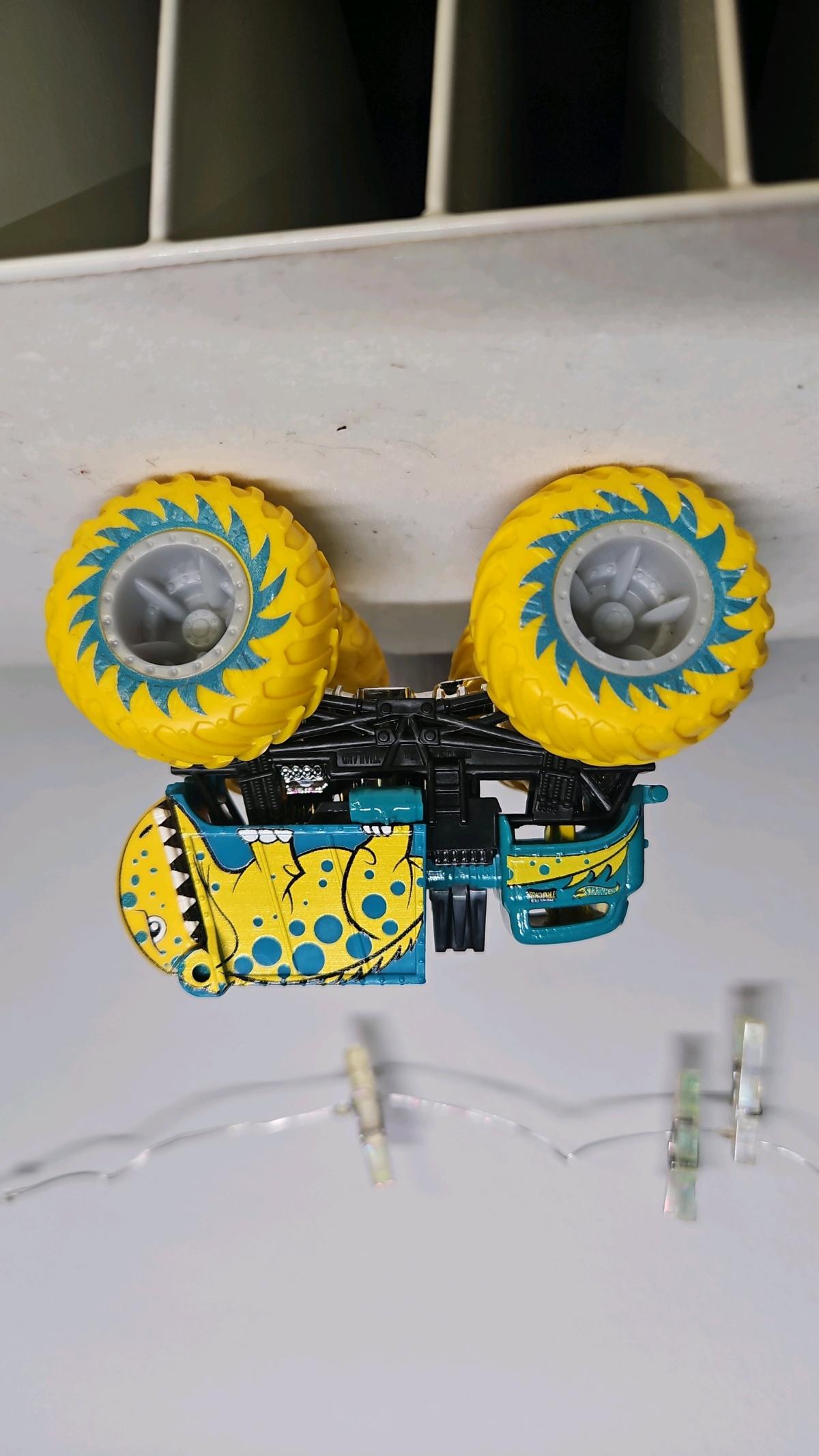 Hot Wheels Monster Trucks Will Trash It All garbage truck - Palm Bay, Florida - FleaMarketBay