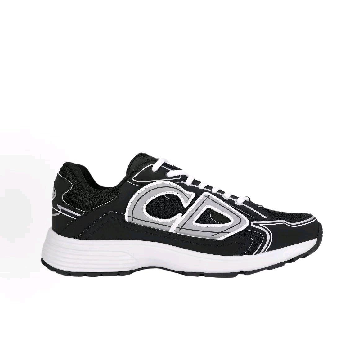 Looking for bulk buyers for shoes Contac We are professional - Altamonte Springs, Florida - FleaMarketBay