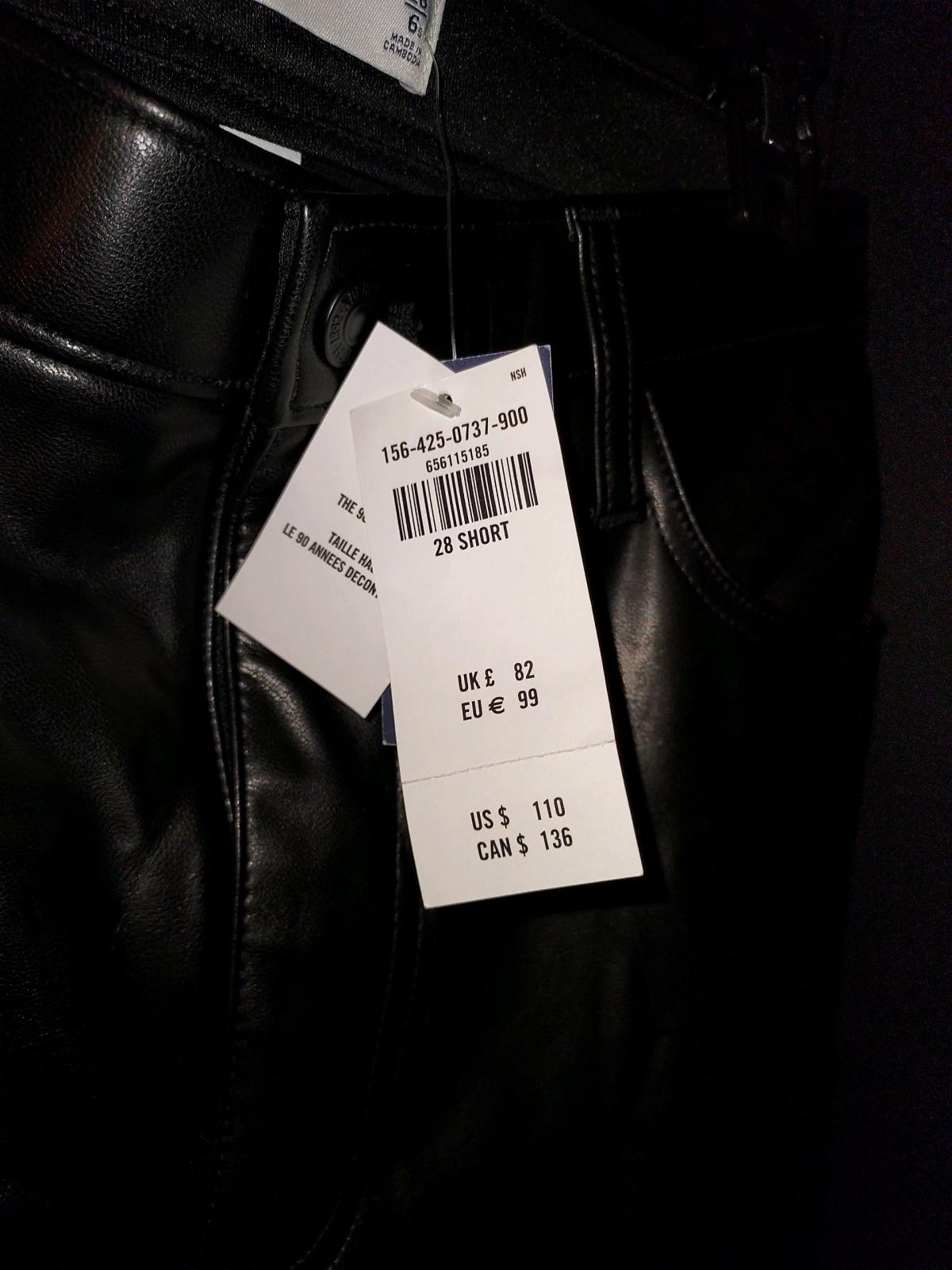 Ambercrombie and Fitch Black Faux Leather Pants Size 6s - Ballwin, Missouri - FleaMarketBay