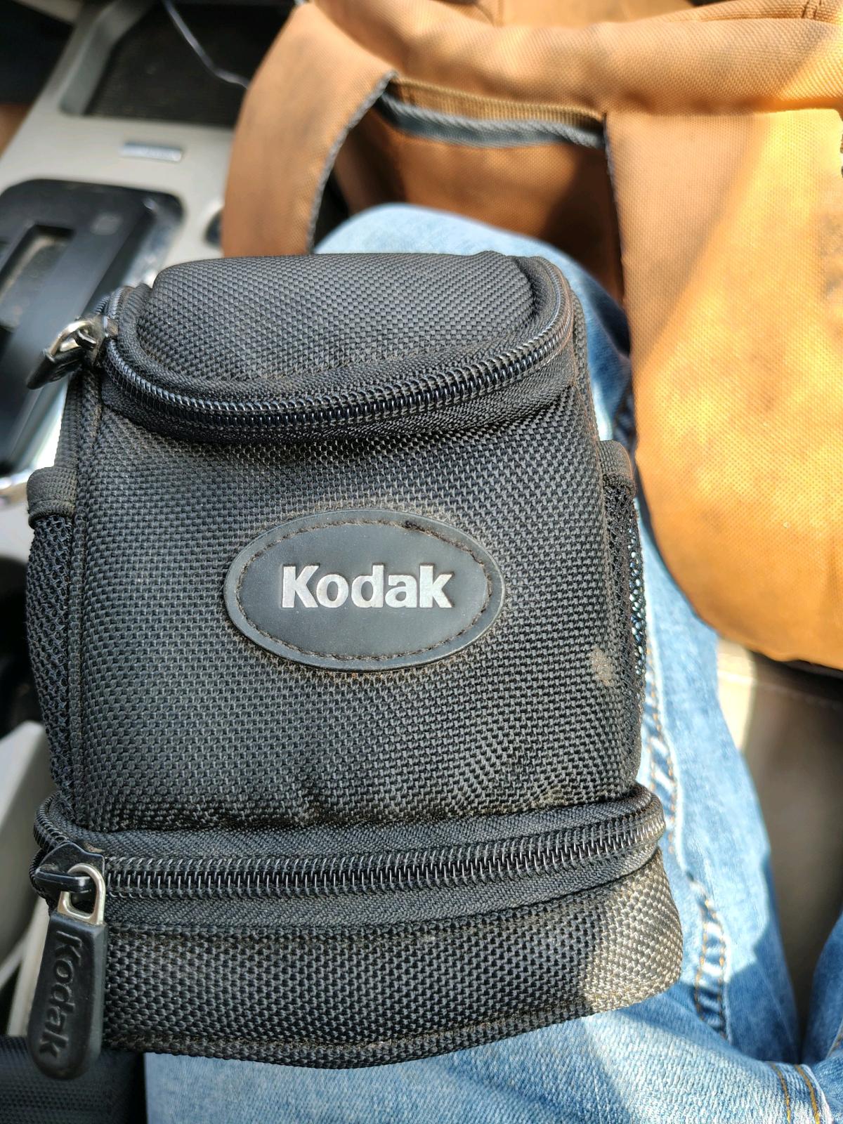 selling camera equipment they have cases - Franklinville, New Jersey - FleaMarketBay