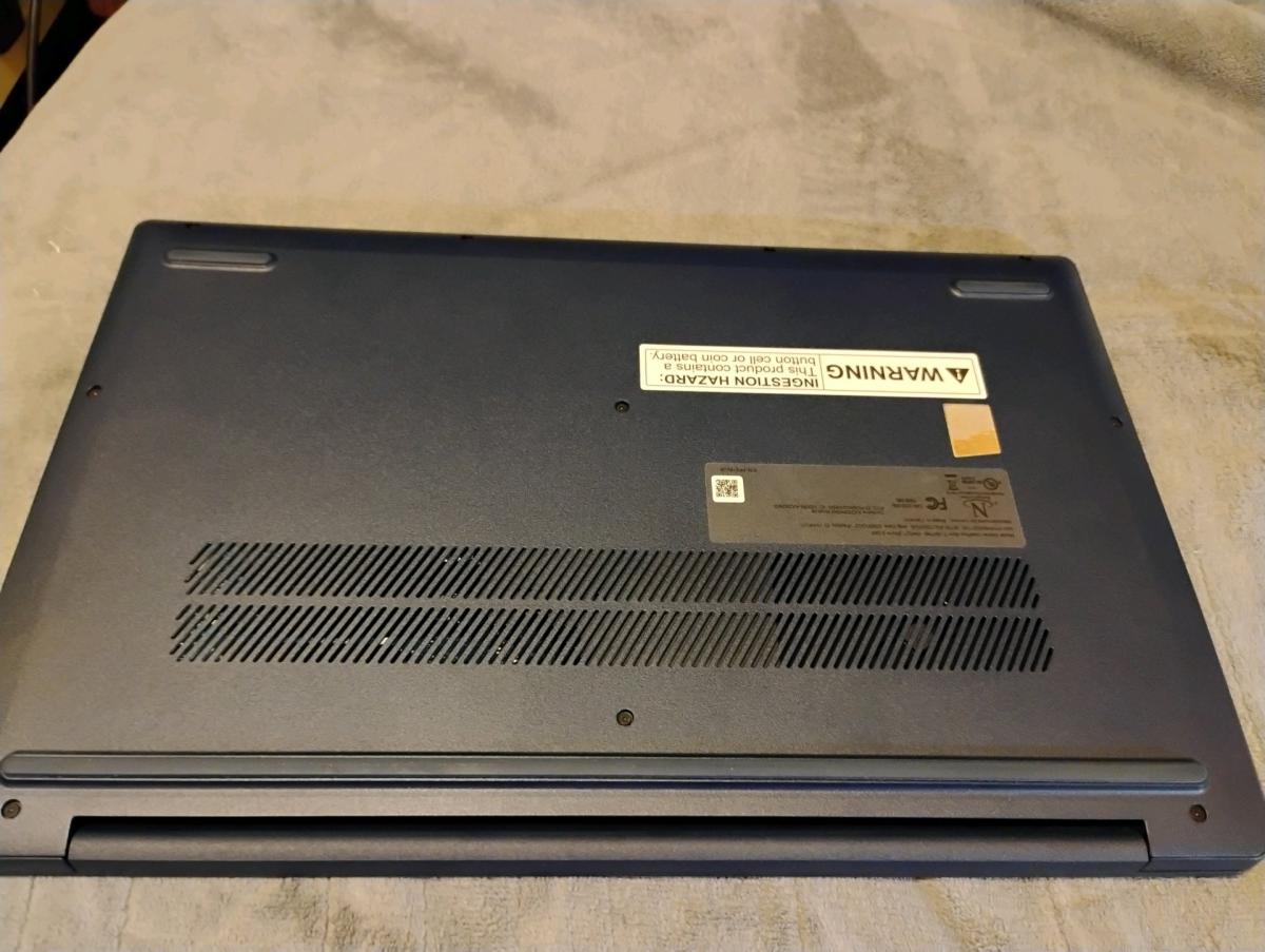 levelon lap top barely used and fresh out of the box ready - Auburn, Washington - FleaMarketBay