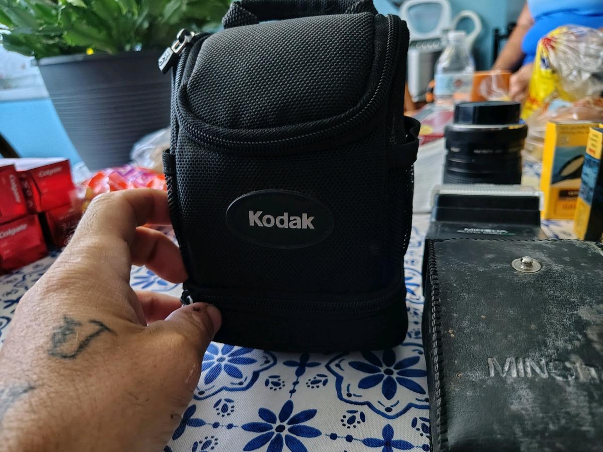 selling camera equipment they have cases - Franklinville, New Jersey - FleaMarketBay