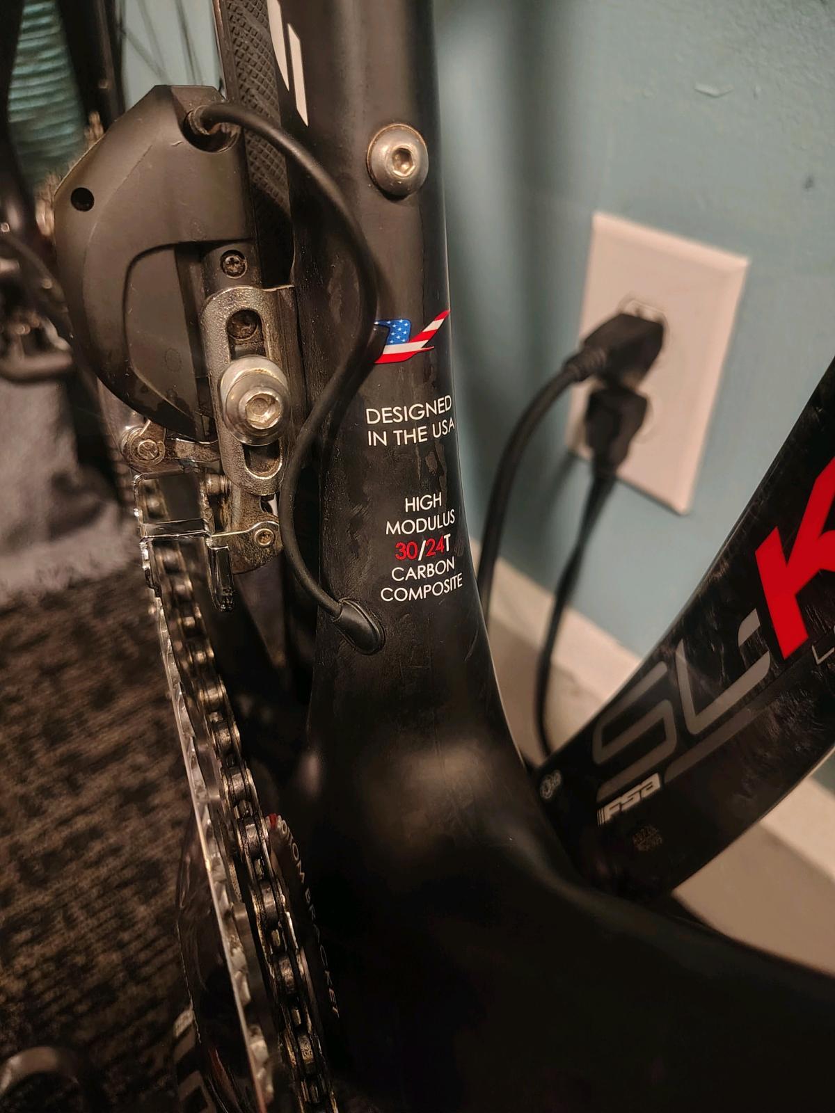 Carbon Fiber 57cm Road Bike - Denver, Colorado - FleaMarketBay
