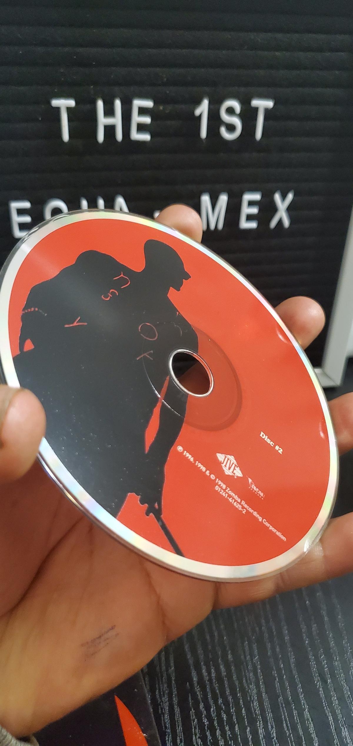 R by R Kelly Double CD Album - Ozone Park, New York - FleaMarketBay