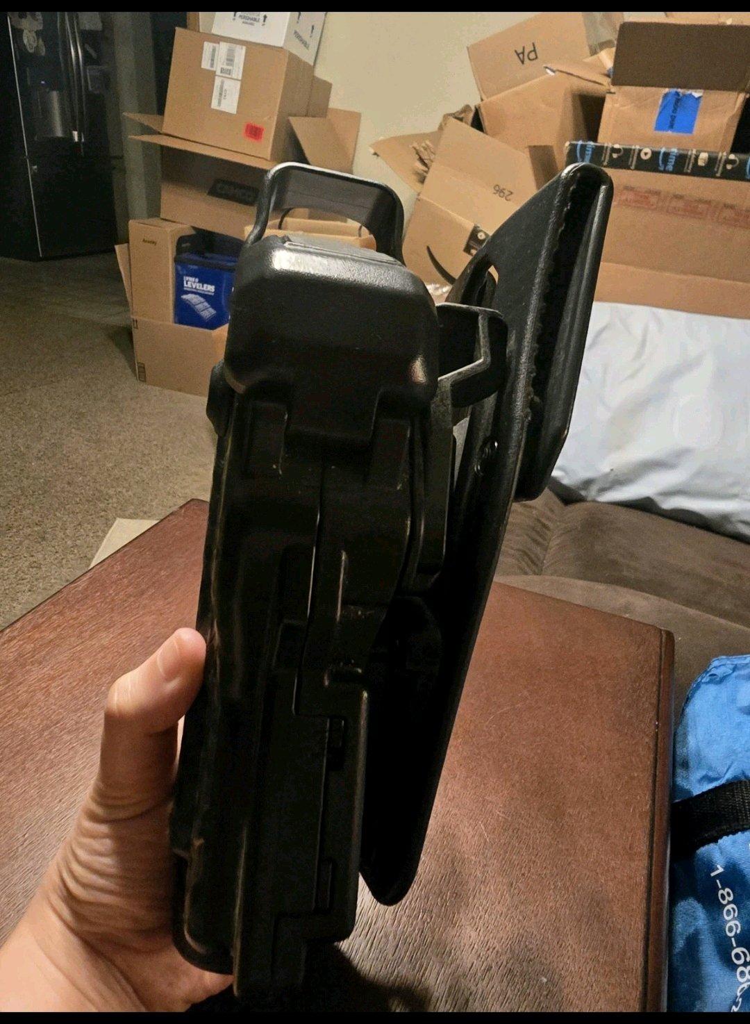 Alien Gear Rapid Force Level 3 Duty Holster Right Hand Black - Sulphur, Oklahoma - FleaMarketBay