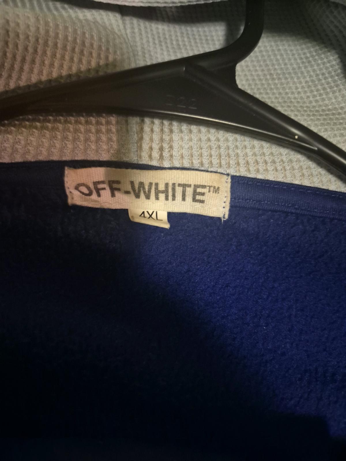 jogging set colors red and white to - Norfolk, Virginia - FleaMarketBay