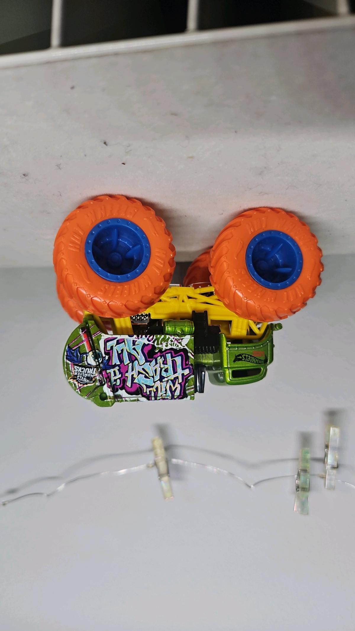 Hot Wheels Monster Trucks Will Trash It All garbage truck - Palm Bay, Florida - FleaMarketBay