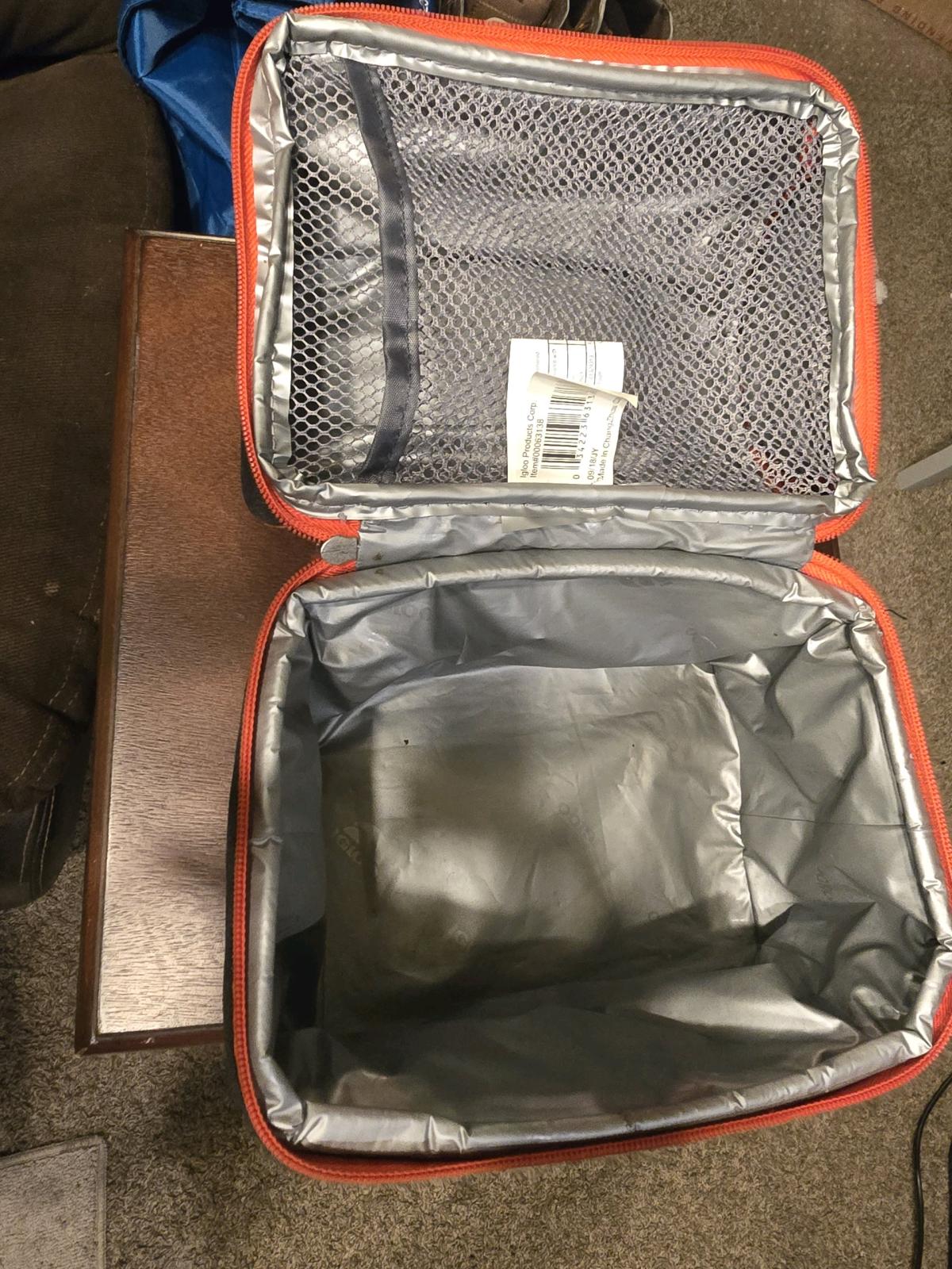 Igloo Lunch Cooler Bag  Miller Lite Beer Can Sling Cooler Lo - Sulphur, Oklahoma - FleaMarketBay