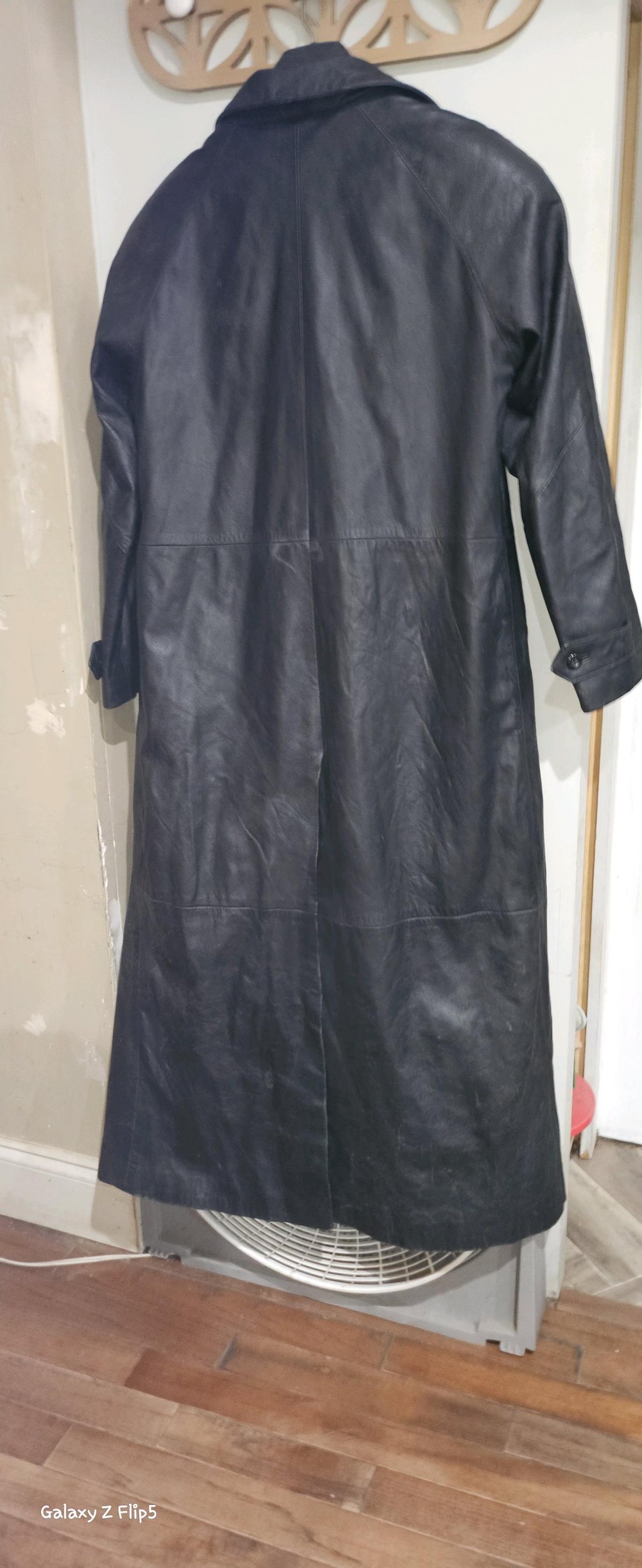 Leather trench coat - Raymond, Mississippi - FleaMarketBay