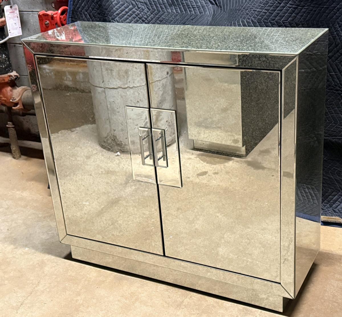 uttermost mirrored cabinet - Union City, New Jersey - FleaMarketBay