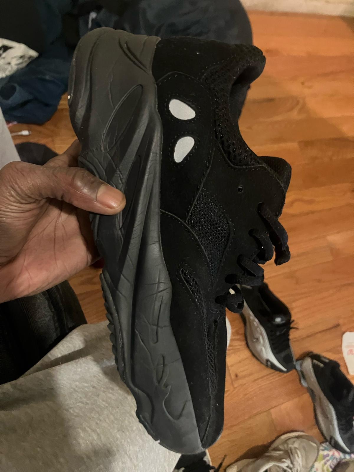 black Yeezy - Brooklyn, New York - FleaMarketBay