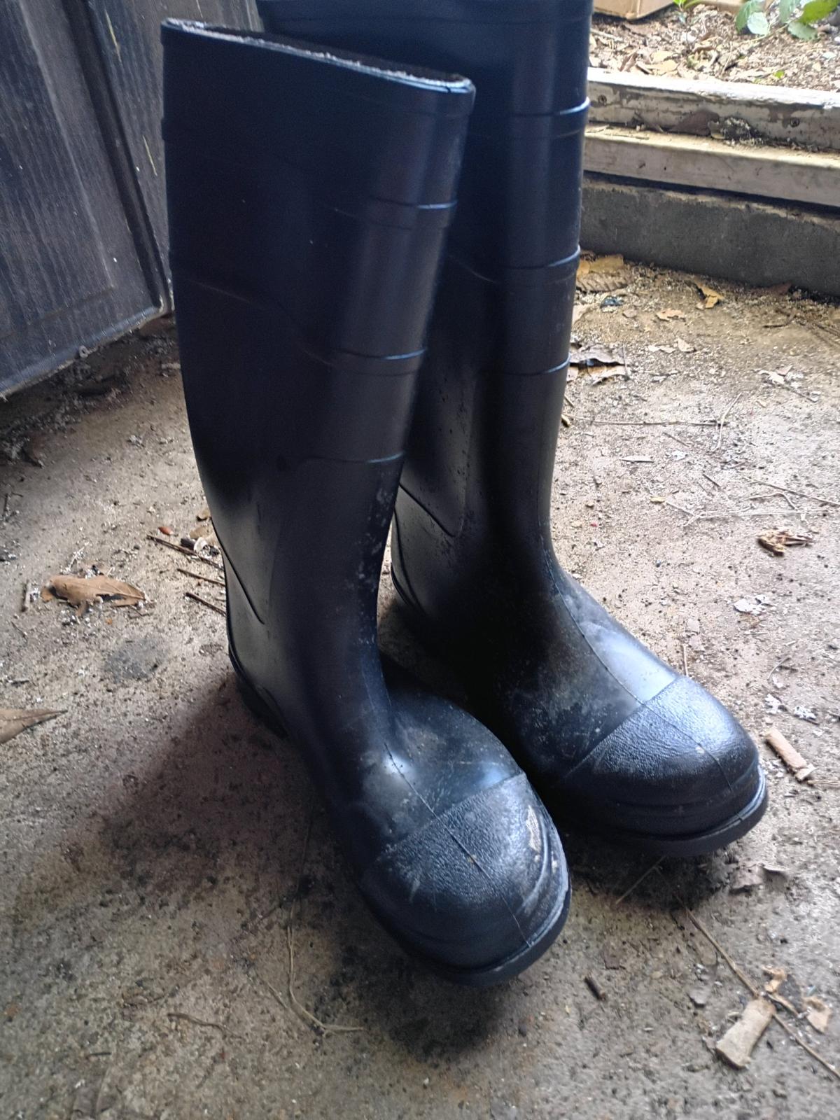 A Black Pair of Steele Toe Rubber Boots - Swansea, South Carolina - FleaMarketBay