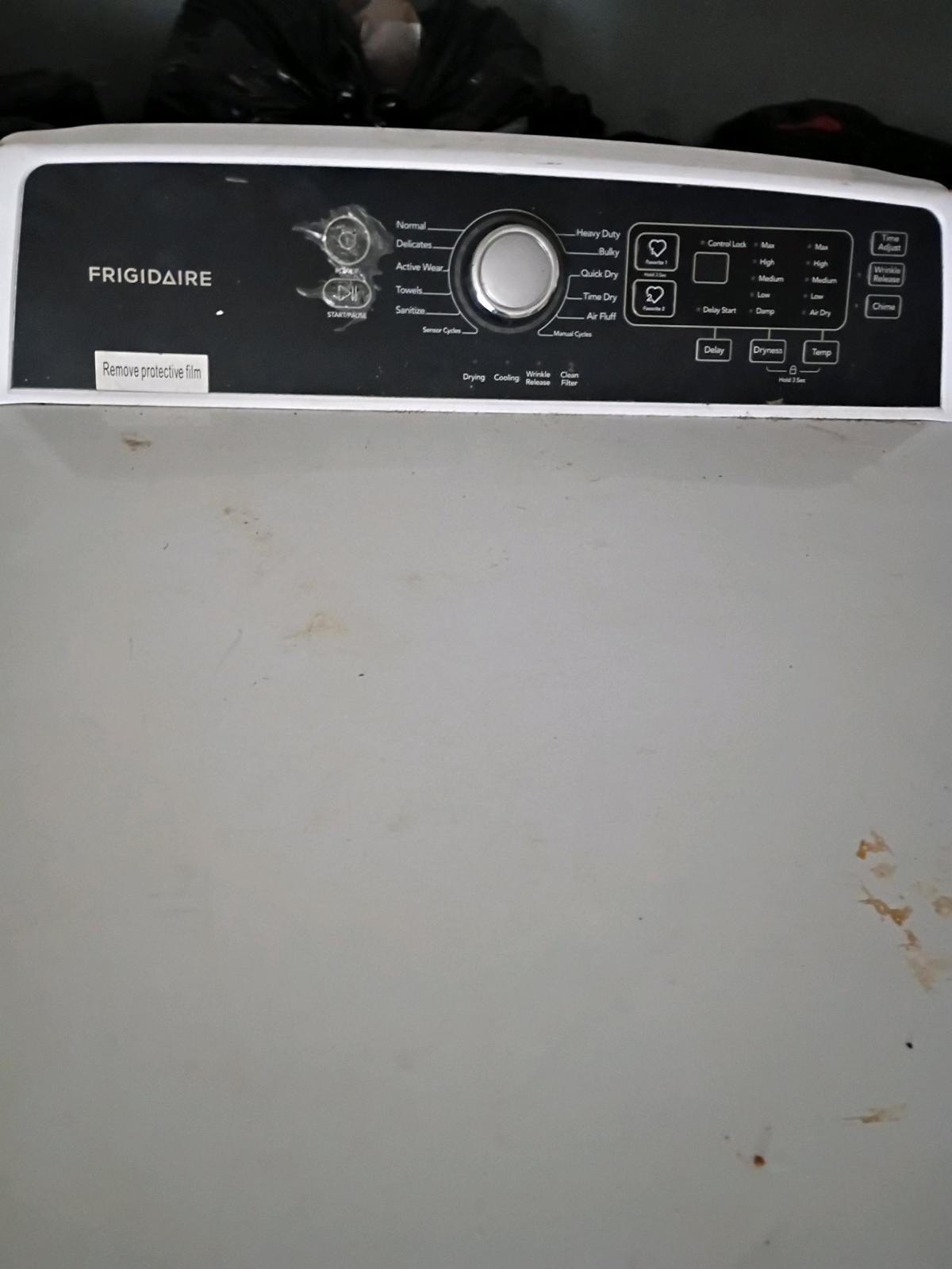 deep freezer and a dryer - Holly Springs, Georgia - FleaMarketBay