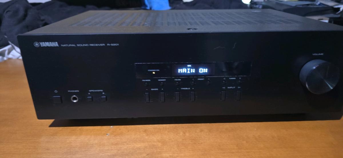 Yamaha RS201 Natural Sound Receiver - Quinton, New Jersey - FleaMarketBay
