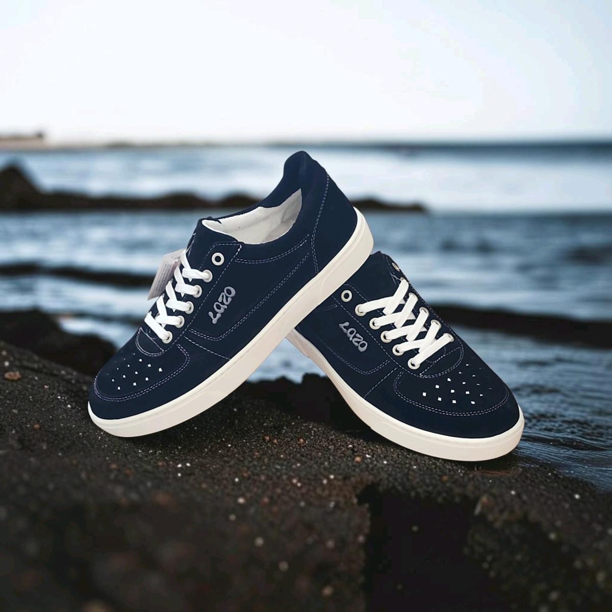 NWT Unisex Lazo Hypernova Suede LowTop Sneakers Black - Ventura, California - FleaMarketBay