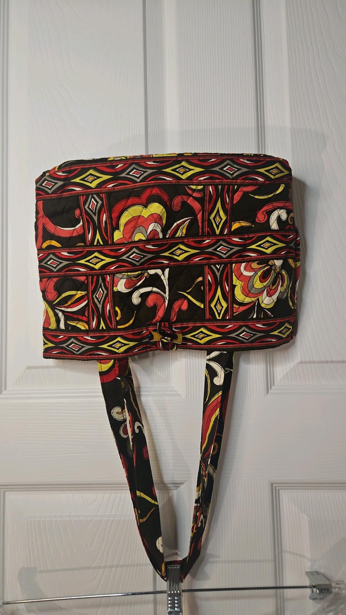 Vera Bradley Toggle Tote in the retired - Palm Bay, Florida - FleaMarketBay