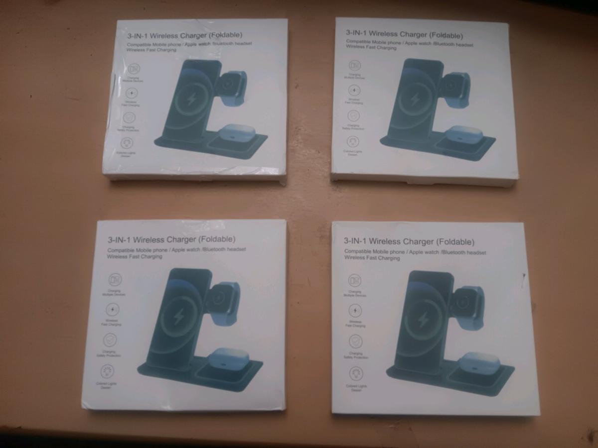 3 IN 1 WIRELESS FOLDABLE CHARGER STATION - Bronx, New York - FleaMarketBay