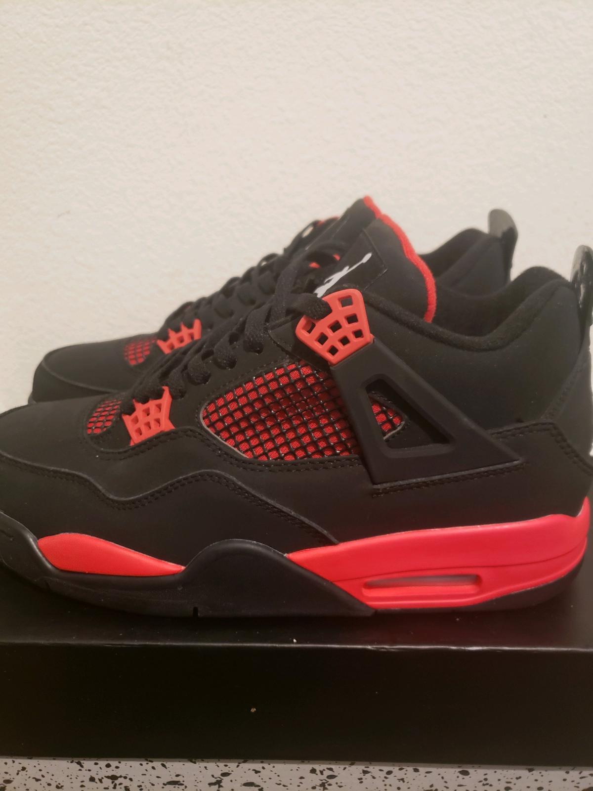 Jordan 4 Retro Red thunder men sie  10 - Calimesa, California - FleaMarketBay
