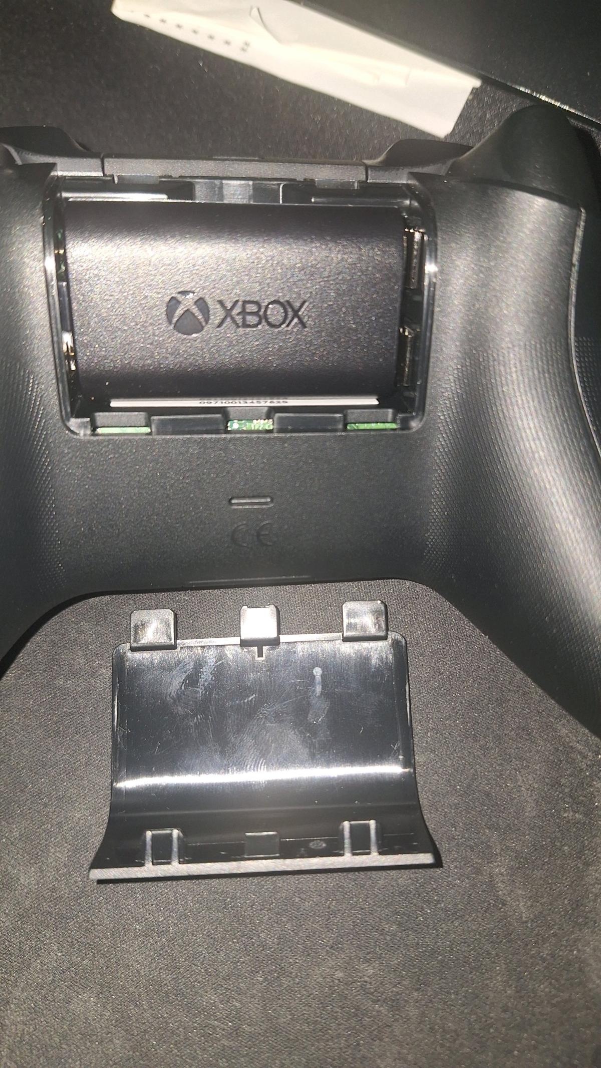 xboxseries x controller - Miami, Florida - FleaMarketBay