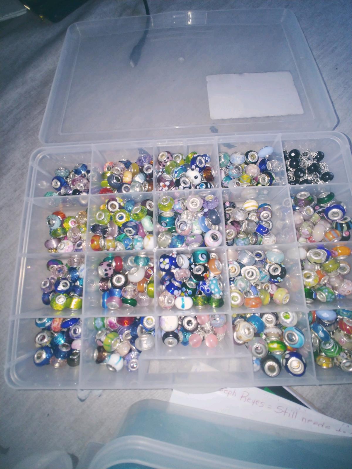 Pandora beads 925 - Oak Lawn, Illinois - FleaMarketBay