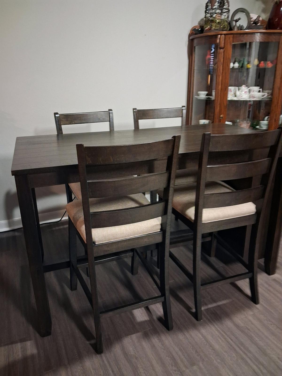 Beautiful Dark Wood Barstool Dining Table Set - Alicia, Arkansas - FleaMarketBay