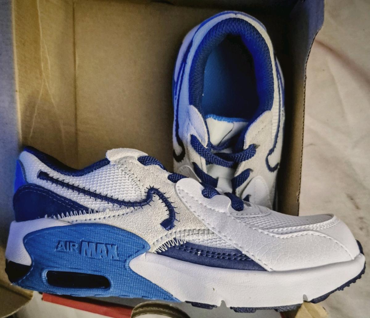 Nike Air Max Boys sz 11c brand new never worn - Hamilton, Ohio - FleaMarketBay