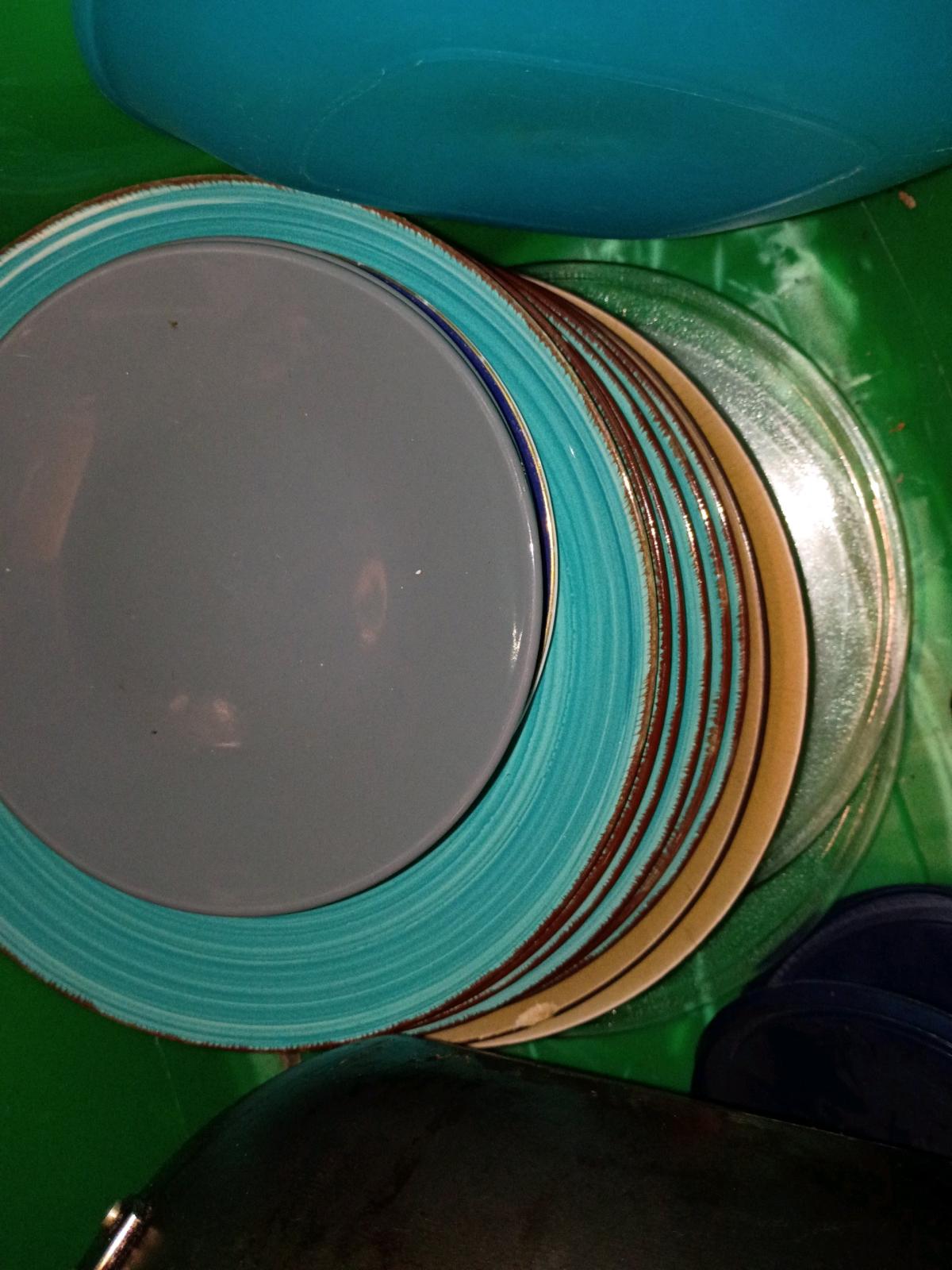 pots and pans and dinner plates - Caseyville, Illinois - FleaMarketBay