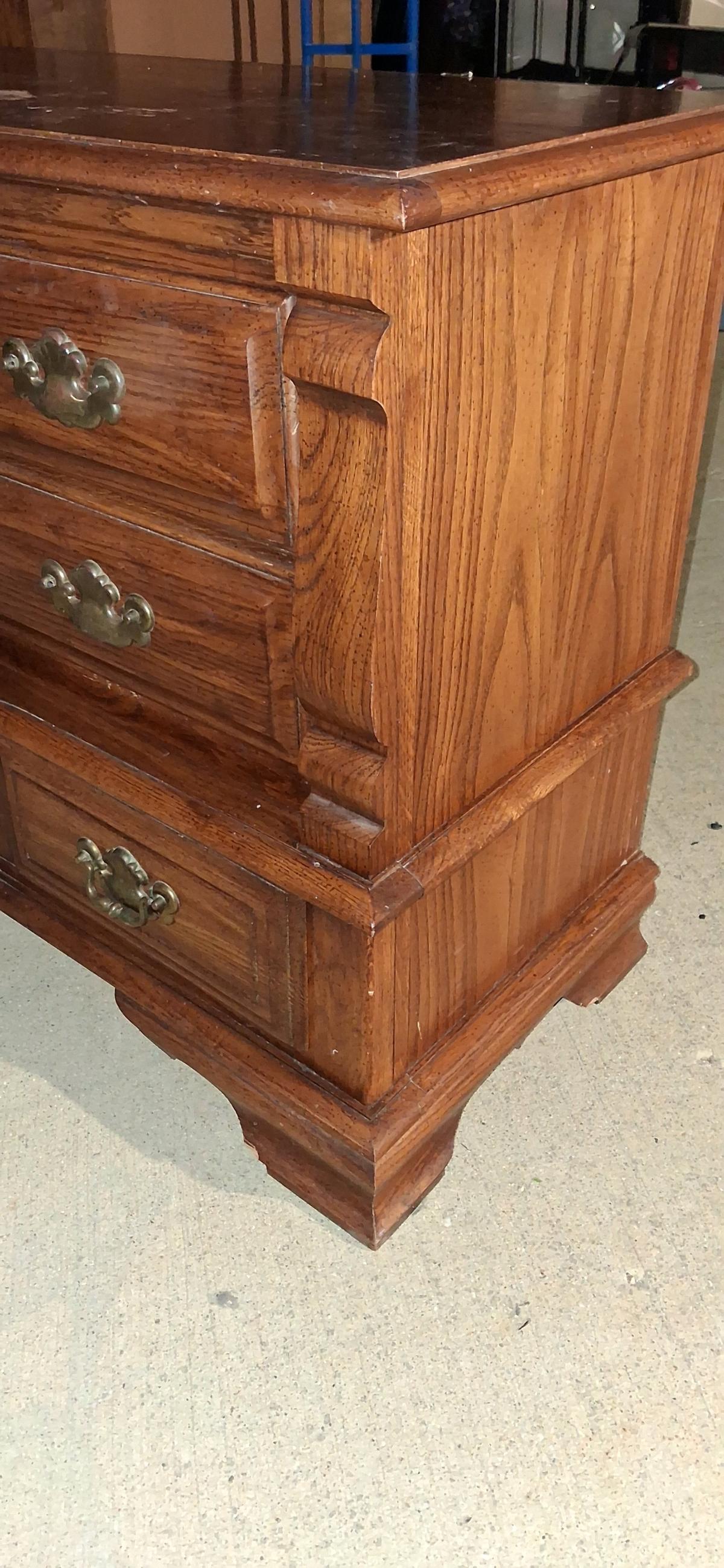Gorgeous Vintage Dixie Oak 3 piece Dresser set - Saint Louis, Missouri - FleaMarketBay